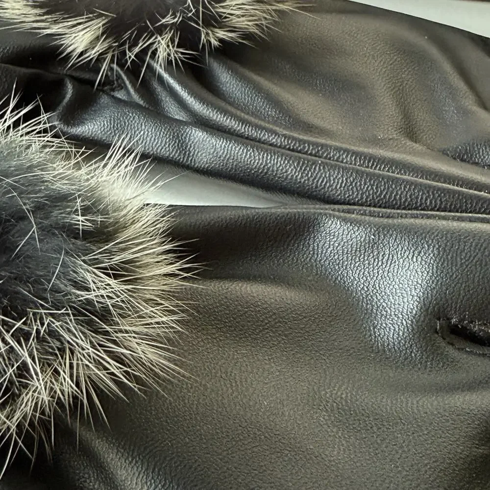 NIB Faux BlackLeather Gloves Faux Fur Pom Detail Mob Wife Aesthetic Women Size M